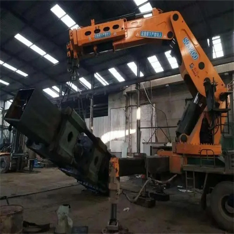 苍南县130吨折臂吊车出租吊机租赁附近电话