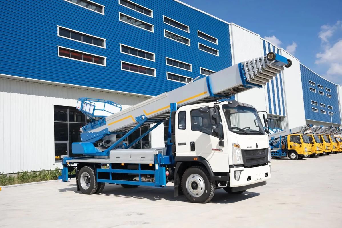 苍南县出租云梯车高空作业车 建筑垃圾搬运